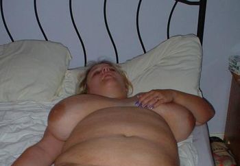 350px x 242px - Fat Titted Uk Wife Passed Out - - Public Nudity - Nude in Public - Nude  Exhibitionists - Project Voyeur