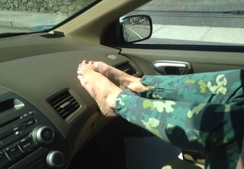 Wifey feet